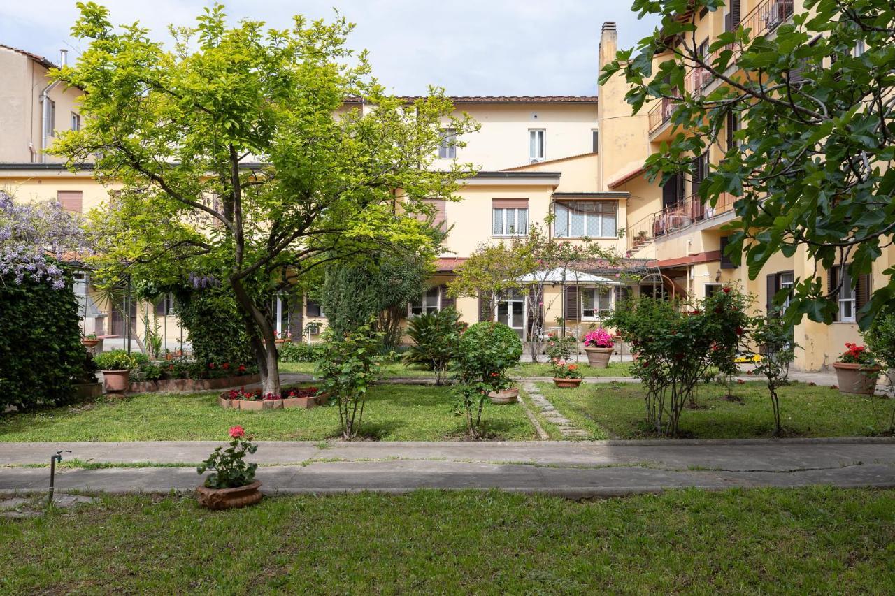 Hotel Casa Ferie Sant’Anna Florencia Exterior foto