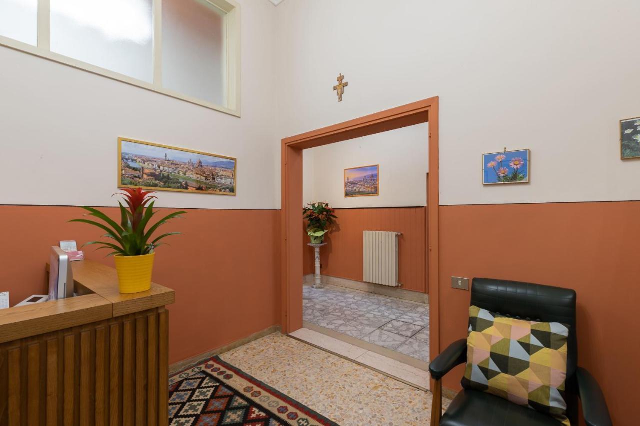 Hotel Casa Ferie Sant’Anna Florencia Exterior foto